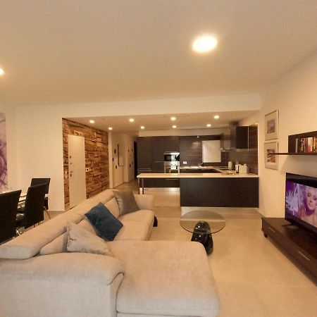 Korzo Suites St. Julian'S Εξωτερικό φωτογραφία