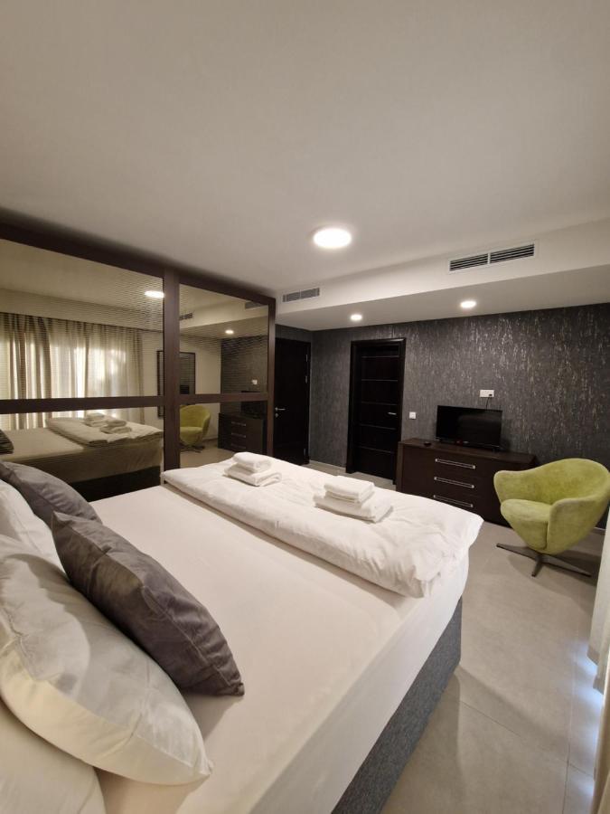 Korzo Suites St. Julian'S Εξωτερικό φωτογραφία