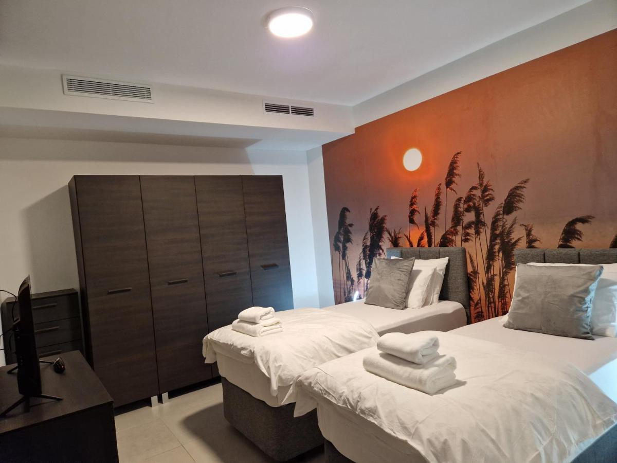 Korzo Suites St. Julian'S Εξωτερικό φωτογραφία